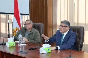 محافظ الجيزة يبحث مع رؤساء الأحياء الارتقاء بمستوى النظافة والمظهر الحضاري 29 - جريدة المساء