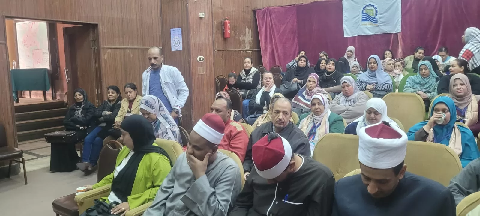 "الحفاظ علي البيئة مسئولية مجتمعية" ندوة بمجمع إعلام قنا 25 - جريدة المساء