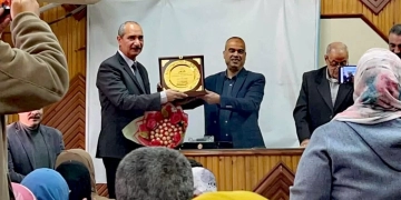 تكريم مدير ادارة التضامن بكفر الشيخ لبلوغه سن التقاعد 2 - جريدة المساء تكريم مدير ادارة التضامن بكفر الشيخ لبلوغه سن التقاعد 1 - جريدة المساء