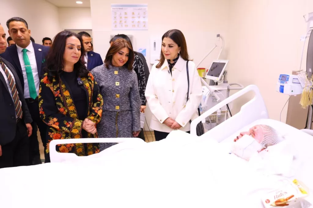 "مايا مرسى" تشيد بتقنية زراعة الجلد البشرى لعلاج الحروق بمستشفى أهل مصر 23 - جريدة المساء