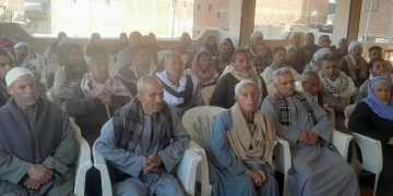 "الزراعة" توسيع قاعدة الزراعة التعاقدية وتأمين تسويق المحاصيل الزيتية بالمنيا 100 - جريدة المساء