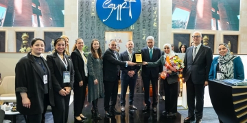 فوز الجناح المصري بجائزة أفضل تصميم ..فى معرض "EMITT " السياحى الدولى بتركيا 1 - جريدة المساء