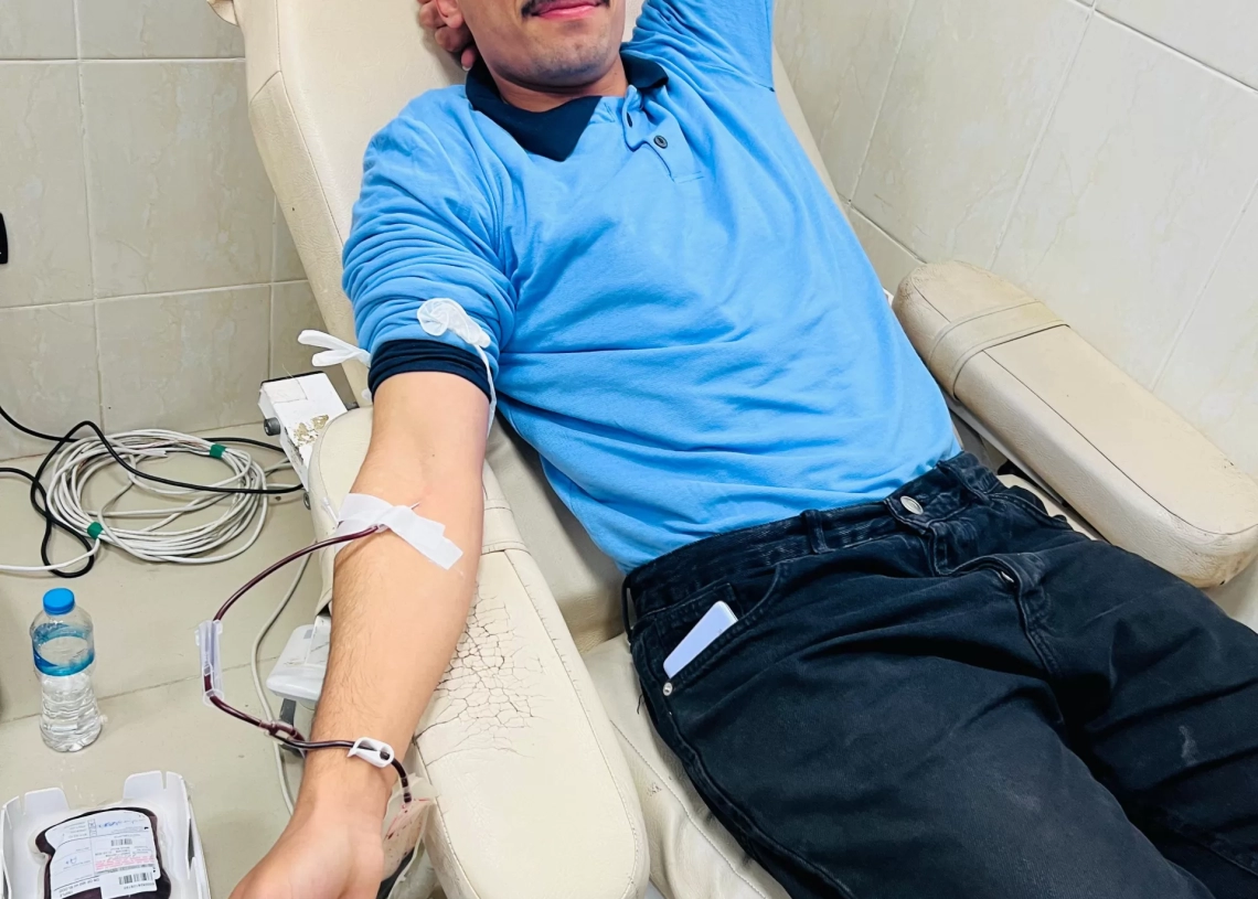 طلاب جامعة كفر الشيخ يواصلون مسيرة العطاء بحملة تبرع بالدم بالمستشفى الجامعى 19 - جريدة المساء