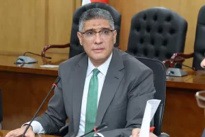 محافظ الجيزة يلتقي عدد من نواب البرلمان .. لمناقشة خطط العمل ببعض الدوائر 21 - جريدة المساء