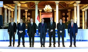 بحضور رئيس مجلس الوزراء توقيع أكبر صفقة ترددات شهدها قطاع الاتصالات فى مصر 21 - جريدة المساء