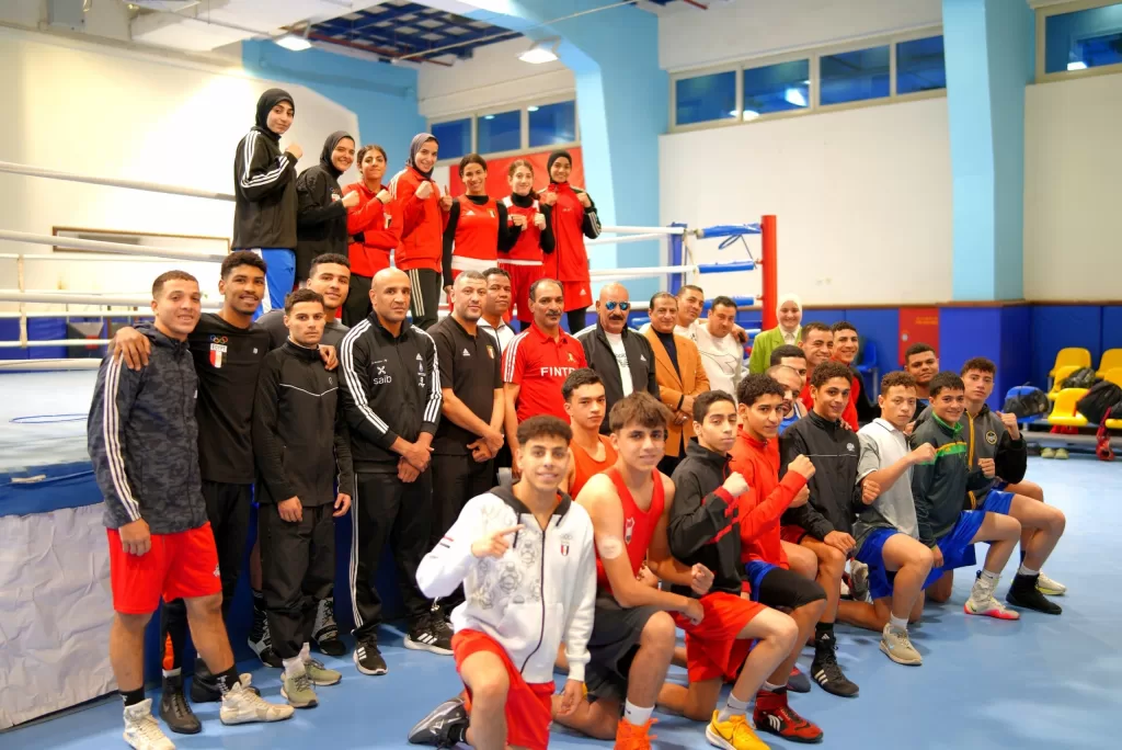 وزير الشباب واللوزي ولطفي يساندون منتخب الملاكمة 22 - جريدة المساء