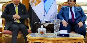 رئيسا جامعة كفر الشيخ والمنصورة بحثا أوجه التعاون المشترك بين الجامعتين  1 - جريدة المساء