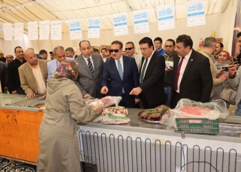 «أبو ليمون» يفتتح معرض "أهلا رمضان" لبيع السلع الغذائية بأسعار مخفضة.. بشرق شبين 23 - جريدة المساء