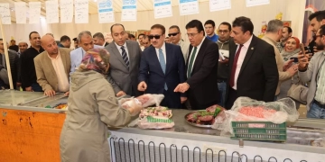 «أبو ليمون» يفتتح معرض "أهلا رمضان" لبيع السلع الغذائية بأسعار مخفضة.. بشرق شبين 1 - جريدة المساء