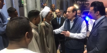 نائب وزير الصحة فى جولة تفقدية للمنشآت الطبية بسوهاج 1 - جريدة المساء