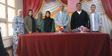 وكيل تعليم قنا يدعم أوائل الطلاب بمدرسة البحري قمولا الثانوية قبل التصفيات النهائية 1 - جريدة المساء