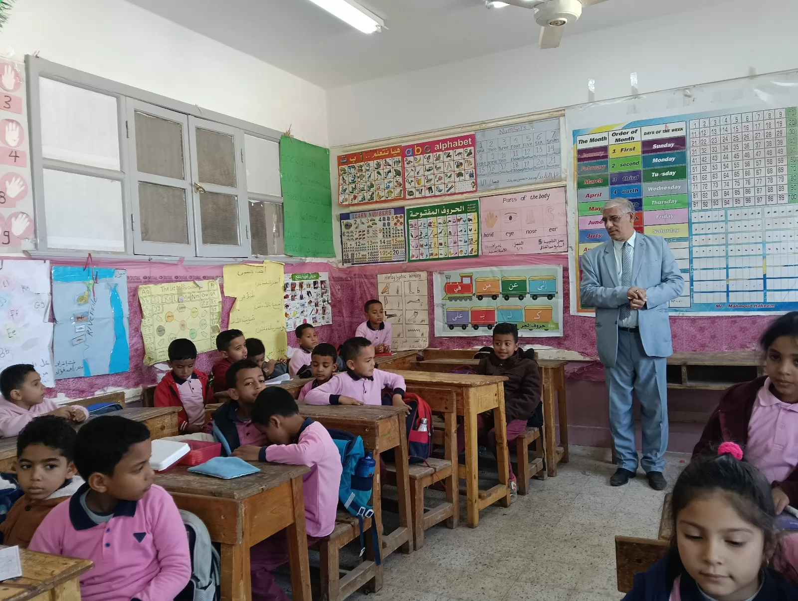 وكيل تعليم قنا يدعم أوائل الطلاب بمدرسة البحري قمولا الثانوية قبل التصفيات النهائية 197 - جريدة المساء