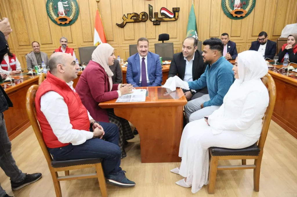 في لفتة إنسانية و بالزغاريد .. محافظ المنوفية "شاهداً "على عقد قران ثلاثة من أبناء دور الرعاية 40 - جريدة المساء في لفتة إنسانية و بالزغاريد .. محافظ المنوفية "شاهداً "على عقد قران ثلاثة من أبناء دور الرعاية 39 - جريدة المساء