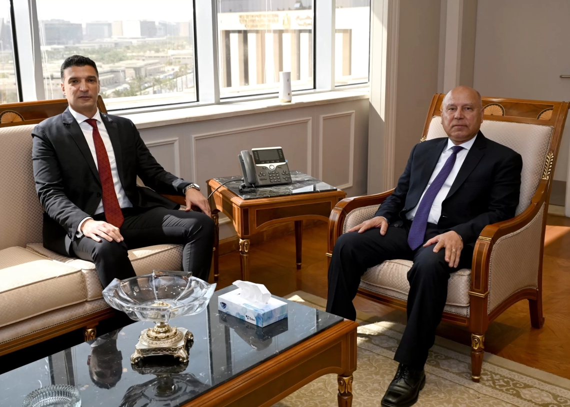 وزير الصناعة يؤكد حرصه على النهوض بكافة ملفات التنمية الصناعية 25 - جريدة المساء