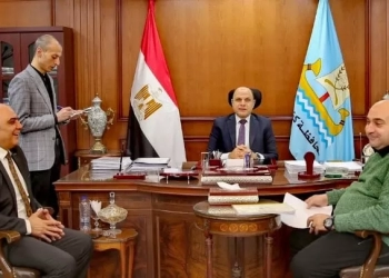 محافظ كفرالشيخ ناقش الملفات الخدمية ومشاكل الدوائر مع  أعضاء النواب والشيوخ 29 - جريدة المساء