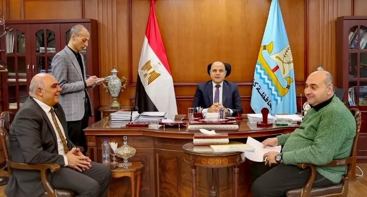 محافظ كفرالشيخ ناقش الملفات الخدمية ومشاكل الدوائر مع  أعضاء النواب والشيوخ 19 - جريدة المساء