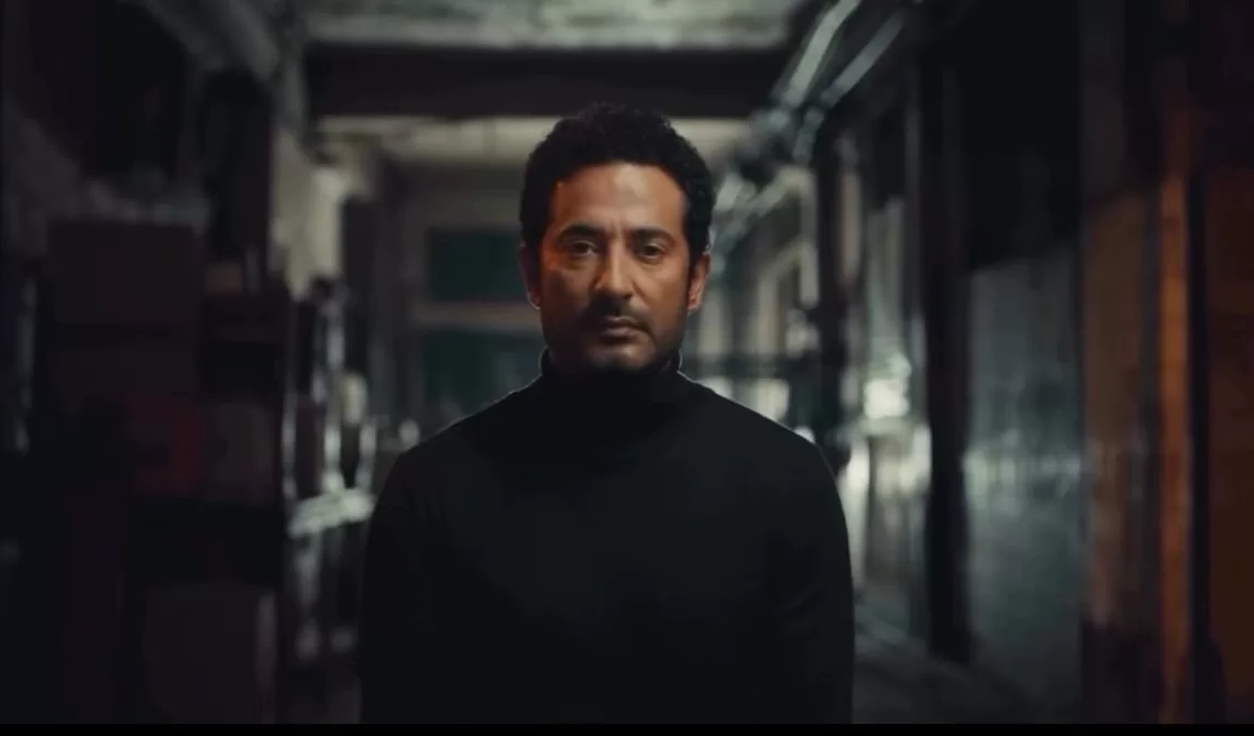 عمرو سعد يخرج من عباءة البطل الشعبي في “إفراج” 16 - جريدة المساء عمرو سعد يخرج من عباءة البطل الشعبي في “إفراج” 15 - جريدة المساء