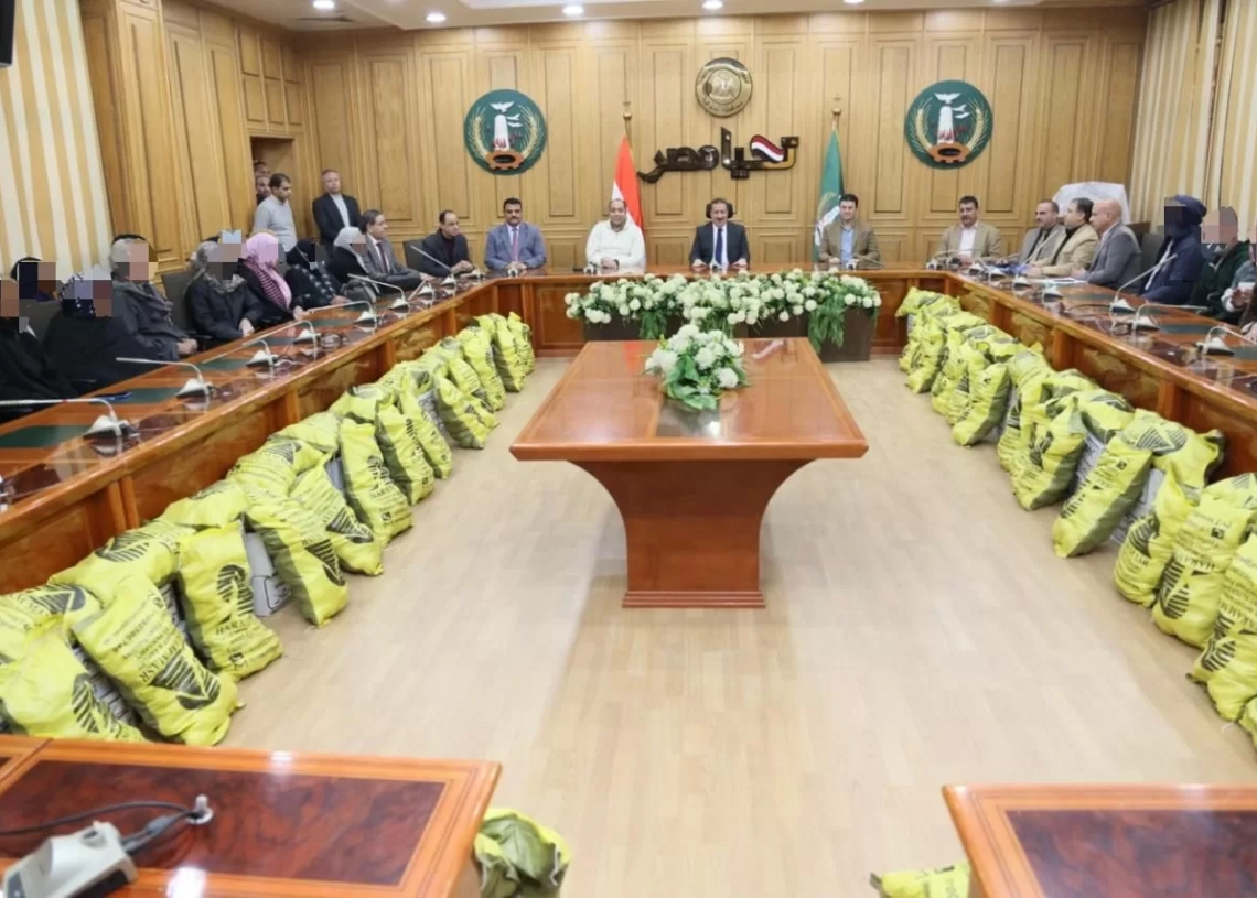 تزامناً مع حلول شهر رمضان الكريم..«نصف مليون جنيه» مساعدات مالية و مواد غذائية لــ 60 من الأسر الأولى بالرعاية..بالمنوفية 19 - جريدة المساء