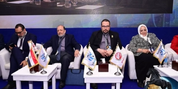 وكيل وزارة الصحة بالشرقية يشهد المؤتمر الخامس لرابطة أطباء الكبد والجهاز الهضمي 1 - جريدة المساء