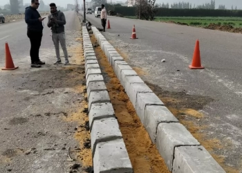 إغلاق النقاط الخطرة والفتحات العشوائية بطريق رافد بلطيم الدولي 47 - جريدة المساء
