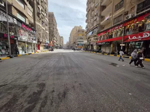 بالصور.. محافظة الجيزة تنتهي من تجهيزات السوق الحضاري للباعة الجائلين بشارع العريش 87 - جريدة المساء