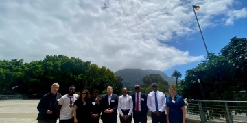 رئيس هيئة الدواء شارك في ملتقى استخدمات الذكاء الاصطناعي في مجالات الادوية بجنوب إفريقيا 1 - جريدة المساء