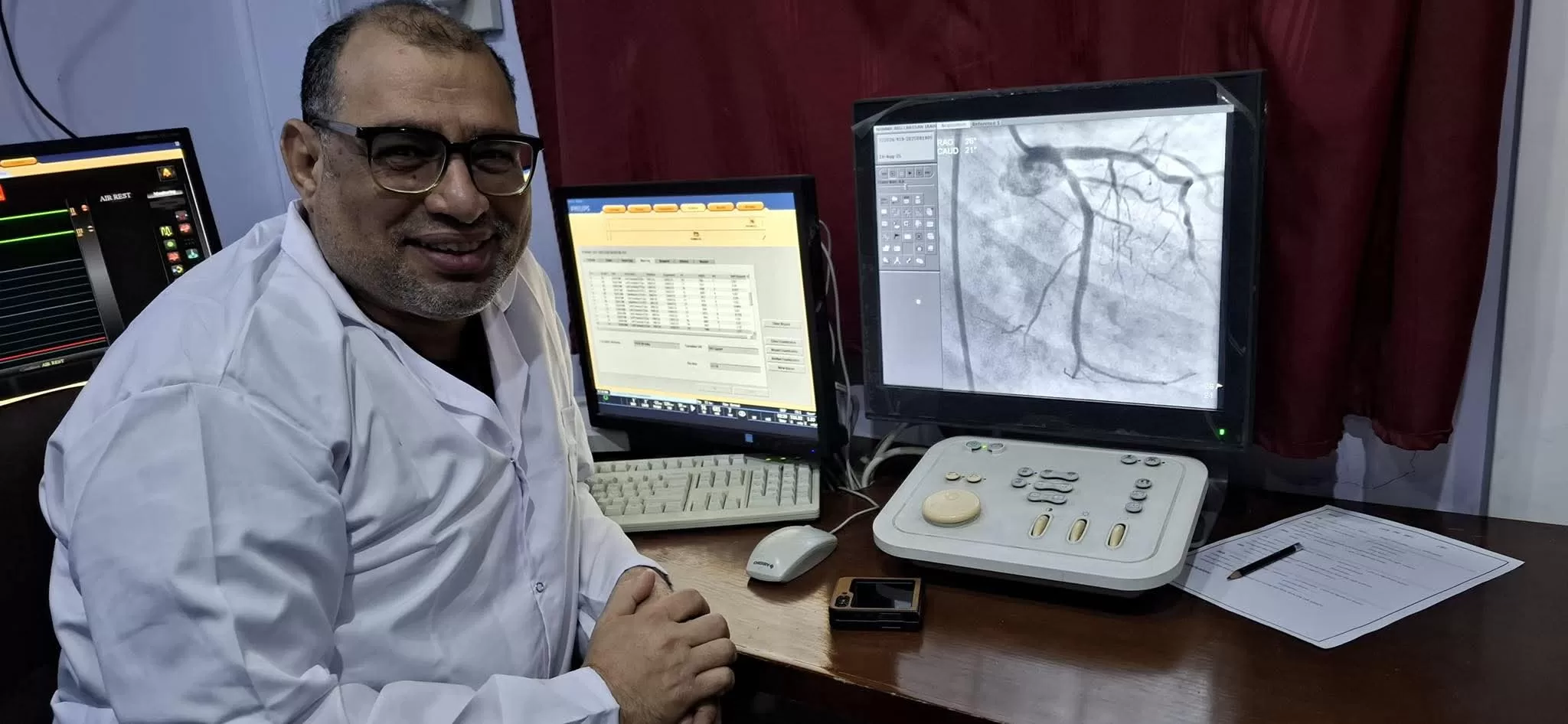 قسطرة قلبية عاجلة تنقذ شابًا داخل مستشفى قنا العام 21 - جريدة المساء