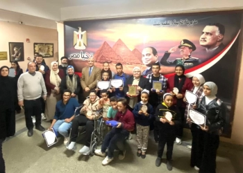 وكيل تعليم قنا يكرم الفائزين في مبادرة «مبرمج في كل بيت» 31 - جريدة المساء وكيل تعليم قنا يكرم الفائزين في مبادرة «مبرمج في كل بيت» 30 - جريدة المساء