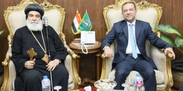 محافظ المنوفية يستقبل الأنبا بنيامين بمكتبه .. لتهنئته بمنصبه الجديد 2 - جريدة المساء محافظ المنوفية يستقبل الأنبا بنيامين بمكتبه .. لتهنئته بمنصبه الجديد 1 - جريدة المساء