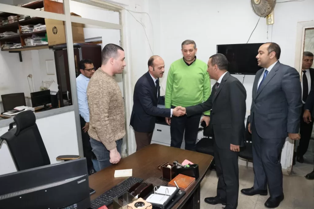 محافظ المنوفية يوجه مسئولى إدارات الديوان بتكاتف الجهود و العمل بروح الفريق للارتقاء بمستوى الخدمات 23 - جريدة المساء