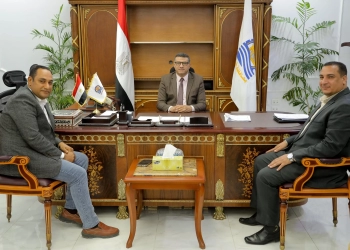 محافظ قنا يستقبل اللجنة النقابية للصحفيين بالمحافظة 30 - جريدة المساء