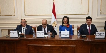 القومي للمرأة إمام اجتماع لجنة الدفاع والأمن القومي بمجلس الشيوخ حماية الفضاء الرقمي تمثل جزءًا لا يتجزأ من حماية أمن الوطن واستقراره 1 - جريدة المساء