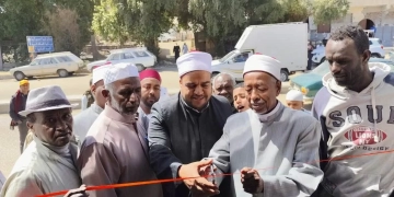 محافظ اسوان ينيب رؤساء المراكز والمدن ومسئولى الأوقاف لإفتتاح 5 مساجد جديدة 1 - جريدة المساء