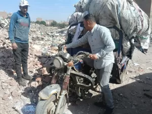 مصادرة 57 عربة كارو وتروسيكل خلال حملات لمواجهة النباشين والفريزة بالجيزة 33 - جريدة المساء