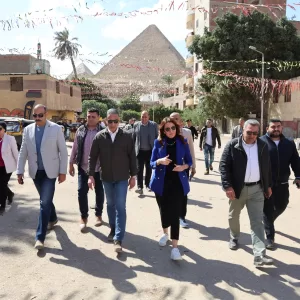 محافظ الجيزة يتفقد منطقة نزلة السمان لمتابعة مشروعات التطوير بمحيط الأهرامات 77 - جريدة المساء