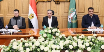 محافظ المنوفية يشدد على الارتقاء بجودة الخدمات الطبية لمنتفعى التأمين الصحى 1 - جريدة المساء