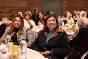 أمل عمار خلال ندوة «معًا بالوعي نحميها - تمكين المرأة قضية وطن.. والوعي خط الدفاع الأول عن المجتمع 19 - جريدة المساء