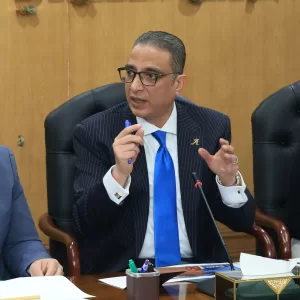 محافظ الجيزة بحث خطة الارتقاء بالخدمات وتلبية احتياجات المواطنين 23 - جريدة المساء