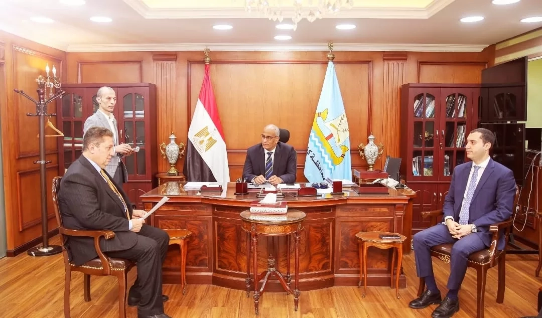 محافظ كفرالشيخ ناقش عددا من المشروعات مع  أعضاء النواب والشيوخ 19 - جريدة المساء