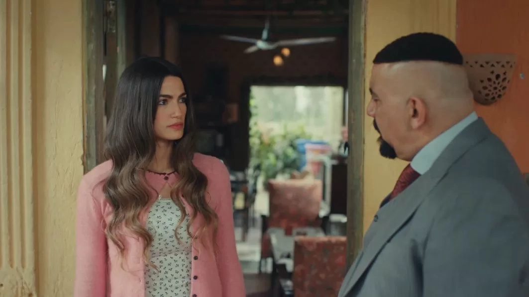 تارا عماد وتهديد من شارون بقتل والديها في "إفراج" 20 - جريدة المساء تارا عماد وتهديد من شارون بقتل والديها في "إفراج" 19 - جريدة المساء