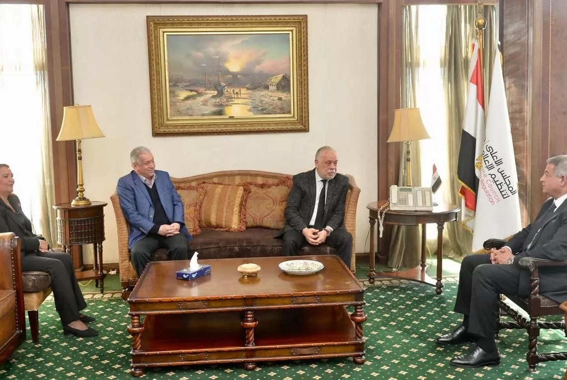 رئيس الأعلى للإعلام لرؤساء النقابات الفنية متابعة وتقييم الموسم الرمضاني واتخاذ اللازم تجاه أي مخالفات 19 - جريدة المساء