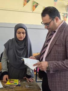 مدير تعليم الشروق يتفقد مدرستين ويستقبل وفودًا للتهنئة 27 - جريدة المساء