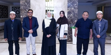 مستشارة شيخ الأزهر تستقبل وفدا من إندونيسيا 1 - جريدة المساء