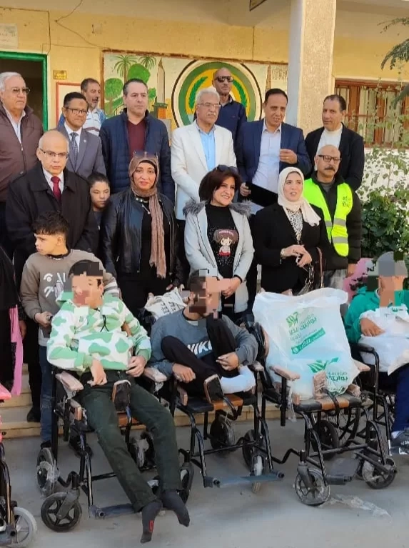 "بوابتك للخير" تنظم قافلة إنسانية للأولى بالرعاية وذوي الهمم بالإسماعيلية 19 - جريدة المساء