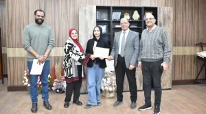 عميد آداب طنطا يكرّم الطالب والطالبة المثاليين 24 - جريدة المساء عميد آداب طنطا يكرّم الطالب والطالبة المثاليين 23 - جريدة المساء