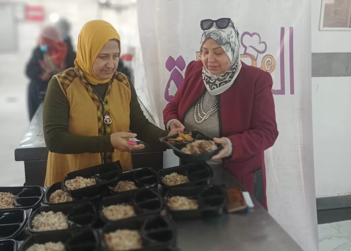 د. سحر سالم تشيد بمبادرة "مطبخ المصرية بإيد بناتها" بالإسماعيلية 19 - جريدة المساء