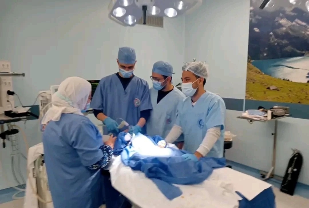 مبادرة "العلاج حق للجميع" بجامعة القناة تُجري 7 عمليات فتق "إربي"  19 - جريدة المساء