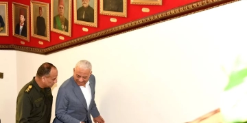 القوات المسلحة تجرى مراسم تسليم وتسلم القيادة فى تقليد عسكرى أصيل 1 - جريدة المساء