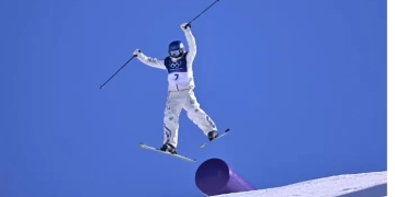 نجمة التزلج الحر الصينية قو آي لينغ تتأهل إلى نهائي الأولمبيادبميلانو 1 - جريدة المساء