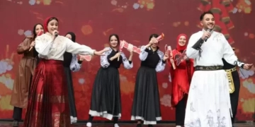 مهرجان ثقافى لعيد الربيع يجمع الحضارتين العربية والصينية 2 - جريدة المساء مهرجان ثقافى لعيد الربيع يجمع الحضارتين العربية والصينية 1 - جريدة المساء
